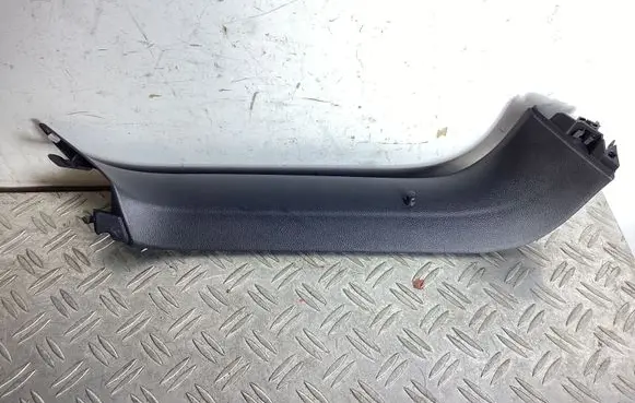 Volkswagen Tiguan Other trunk/boot trim element 5NA867703B