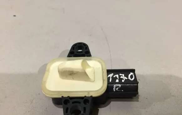 Volvo V60 Airbag deployment crash/impact sensor 30798030 110609305 7016385