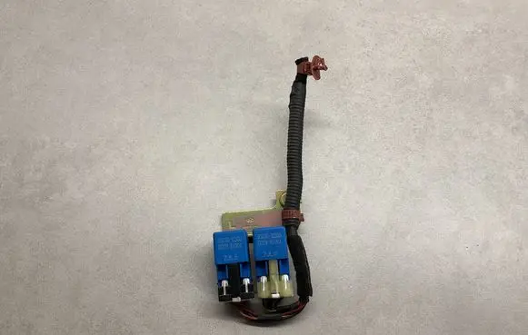 Hyundai Getz Other relay 952301C500 DC12V3020A