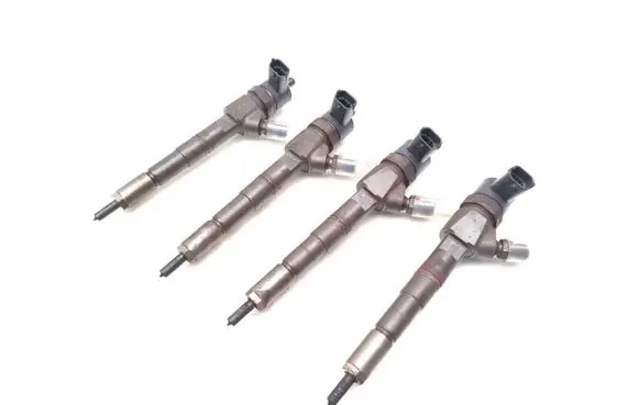 Opel Astra H Fuel injectors set 0445110327