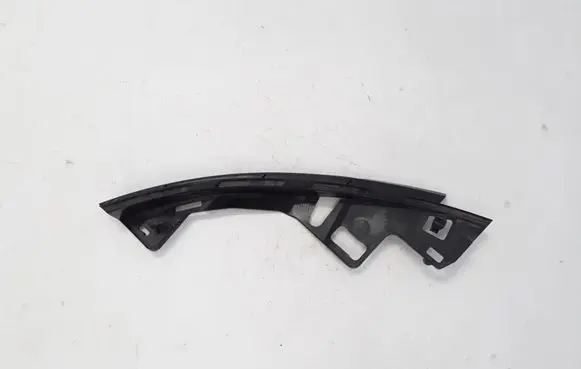 Volvo C70 Front bumper mounting bracket 31214872