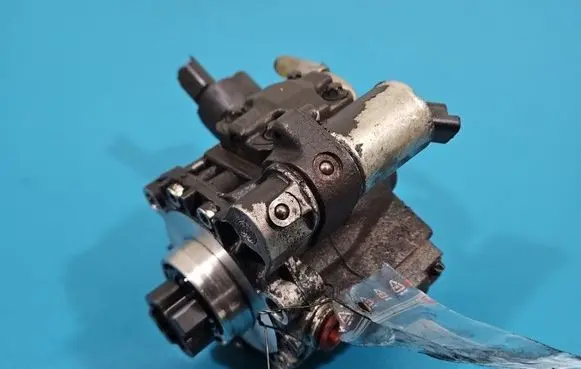 Volvo V50 Fuel injection high pressure pump 9654615580 IMPRK1530733