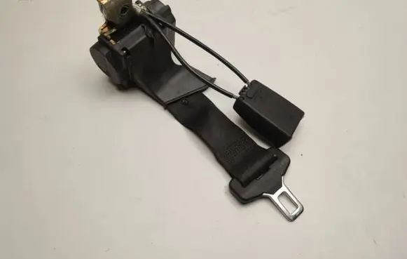 Mercedes-Benz S W140 Rear seatbelt A1408601685