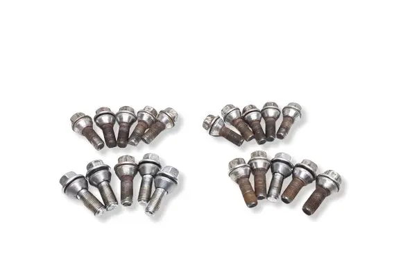 Volvo XC70 Nuts/bolts 
