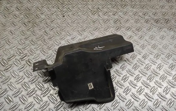 Nissan Qashqai+2 Radiator trim 62823BR30A