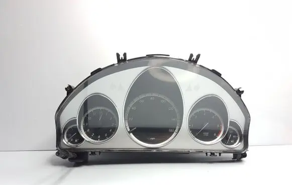 Mercedes-Benz E C207 W207 Speedometer (instrument cluster) A2129003509