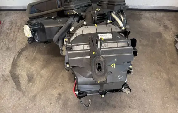 Ford Ecosport Interior heater climate box assembly DN1H19B555CD