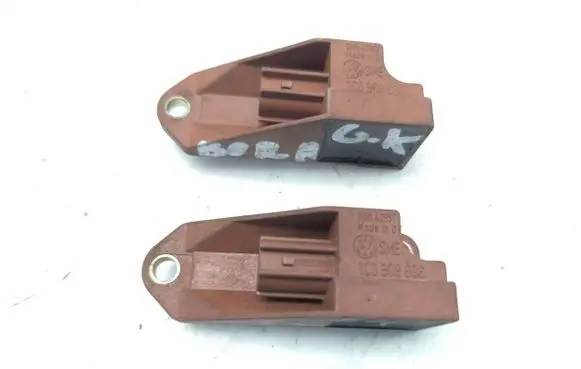Volkswagen Golf IV Airbag deployment crash/impact sensor 5WK42957 1C0909606