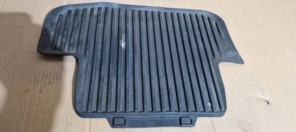 Audi A5 8T 8F Rear floor mat 19190018