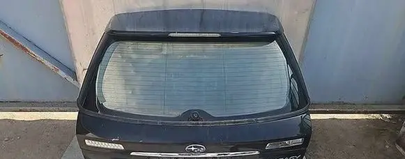 Subaru Legacy Tailgate/trunk/boot lid
