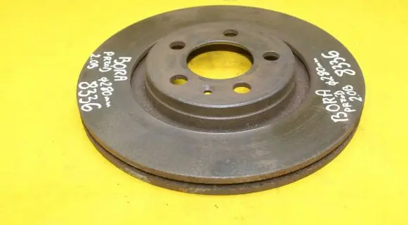 Volkswagen Golf IV Front brake disc