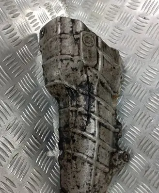 Opel Insignia A Exhaust heat shield 55572583