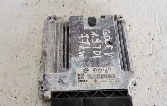 Volkswagen Golf Plus Engine control unit/module 03G906016CB 0281001900