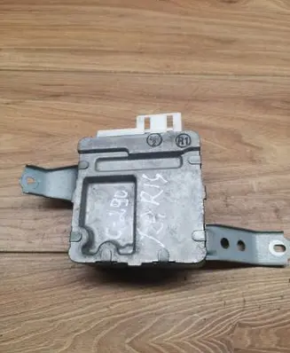 Toyota Yaris Power steering control unit/module 896500D030 1129000301