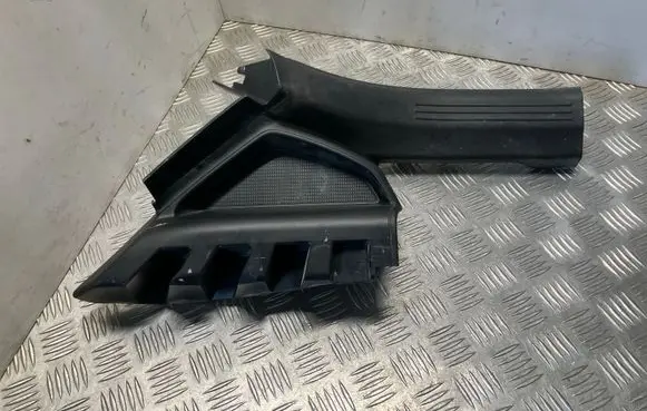 Volvo XC40 Rear sill trim cover 32296003