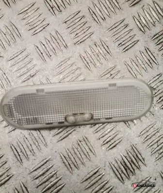 Nissan Qashqai Rear seat light 8200074362