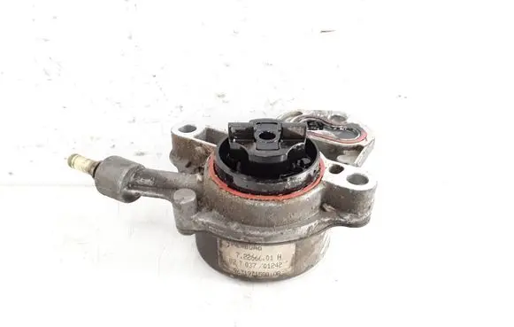 Citroen C5 Vacuum pump 9631971580