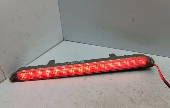 Peugeot 607 Third/center stoplight 9629586680