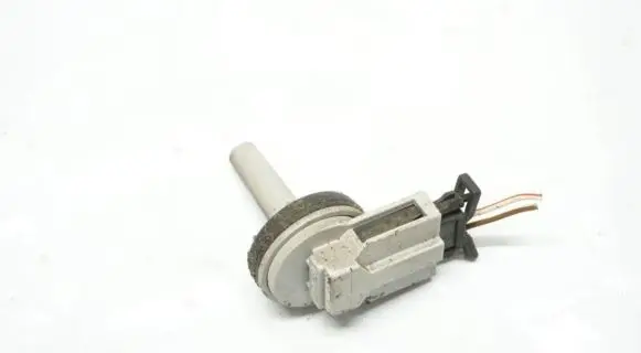 Volkswagen Golf IV Sensor 1J0907543A