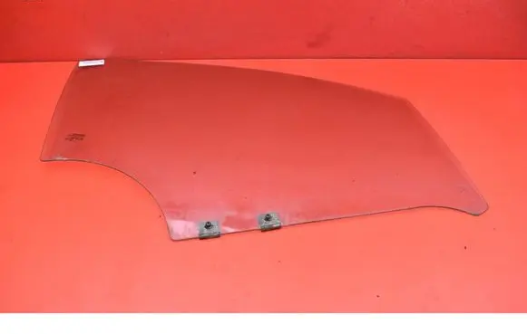 Renault Captur Front door window glass four-door 
