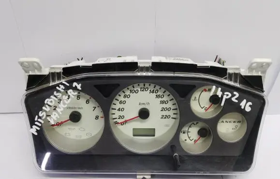 Mitsubishi Lancer Speedometer (instrument cluster) 769219770