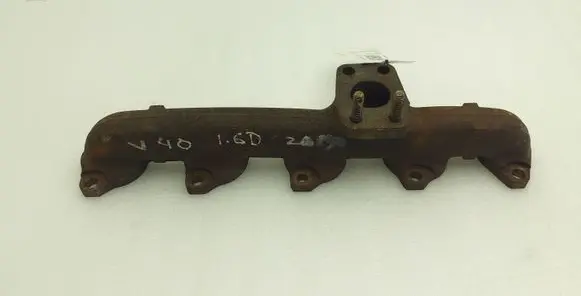 Volvo V40 Exhaust manifold
