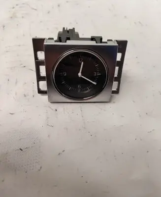 Volkswagen PASSAT B7 Clock 3AA919204A