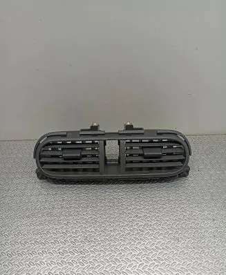 Opel Agila B Dash center air vent grill 7384151K0