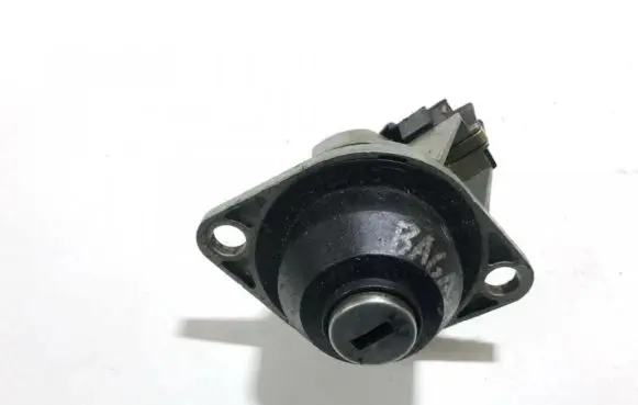 BMW 5 E39 Tailgate exterior lock 