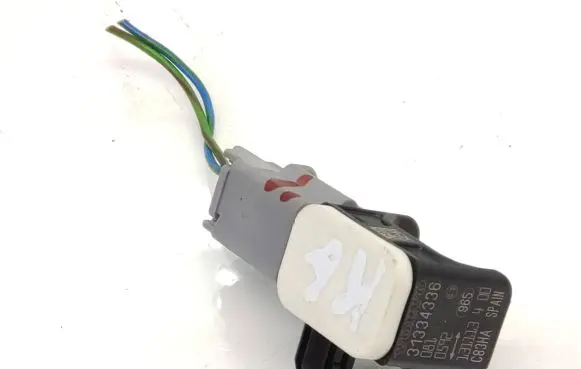 Volvo V60 Airbag deployment crash/impact sensor 31334336 131113400