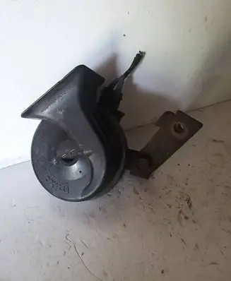 Audi 100 S4 C4 Horn signal