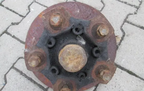 Volkswagen PASSAT Front wheel hub spindle knuckle