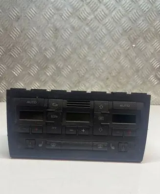 Audi A4 S4 B7 8E 8H Climate control unit 8E0820043AD