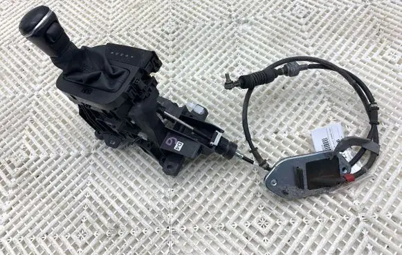 Toyota Yaris Cross Gear shift rod 75G588LHD