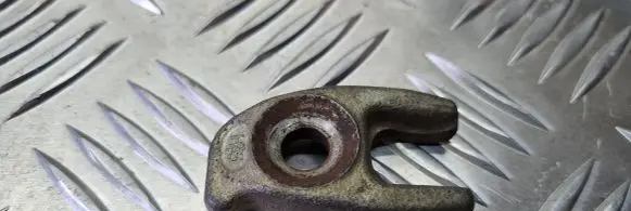 Renault Megane III Fuel Injector clamp holder