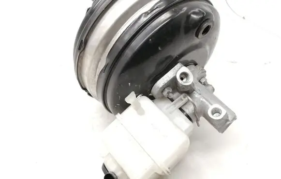 BMW 5 F10 F11 Brake booster
