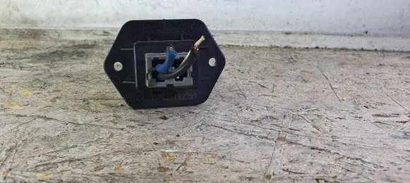KIA Sorento Heater blower fan relay 