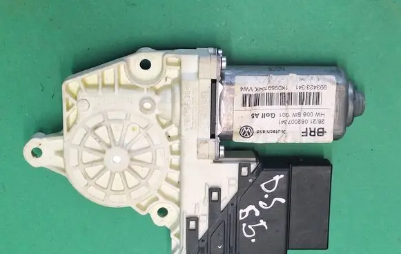 Volkswagen Golf V Rear door window regulator motor 1K0959704K