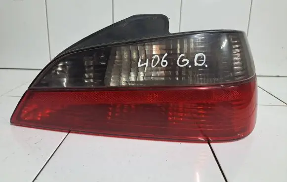 Peugeot 406 Rear/tail lights 2255D