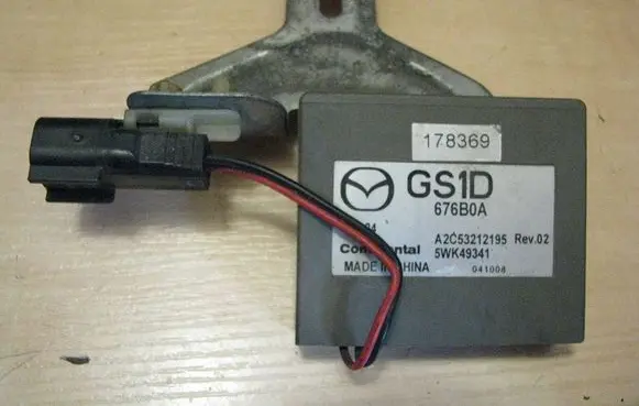 Mazda 6 Keyless (KESSY) go control unit/module GS1D676B0A