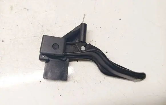 Opel Zafira A Engine bonnet (hood) release handle 
