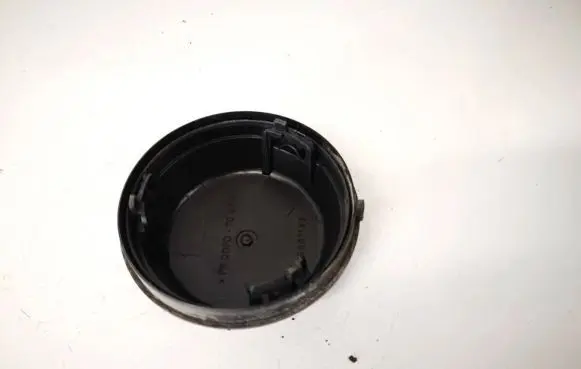 Headlight/headlamp dust cover