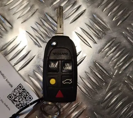 Volvo XC90 Ignition key/card 8626557