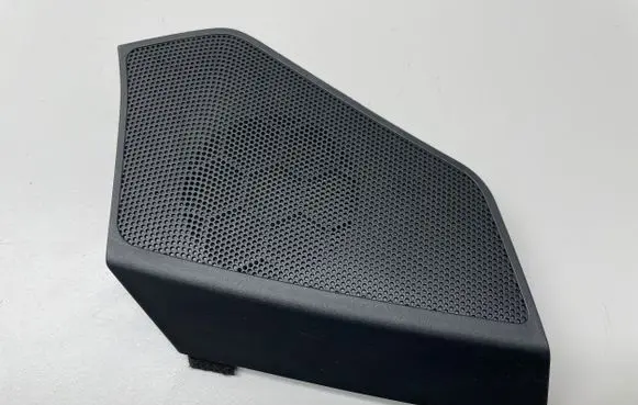 Side speaker trim/cover