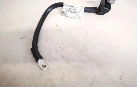 Audi Q5 SQ5 Positive cable (battery) 8r0915181