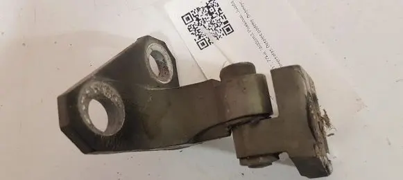Volkswagen Golf VI Front door upper hinge