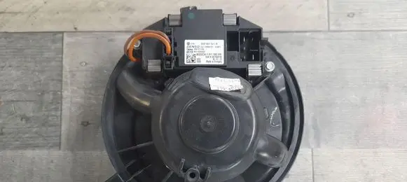 Volkswagen Golf VI Seat fan/blower 3C0907521D