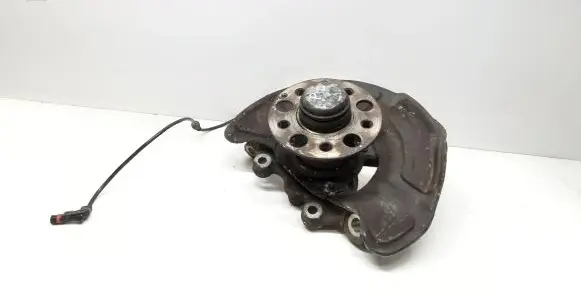 Mercedes-Benz E W212 Front wheel hub spindle knuckle