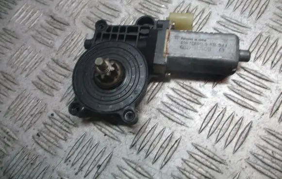 Smart ForTwo I Wiper motor 0130822002