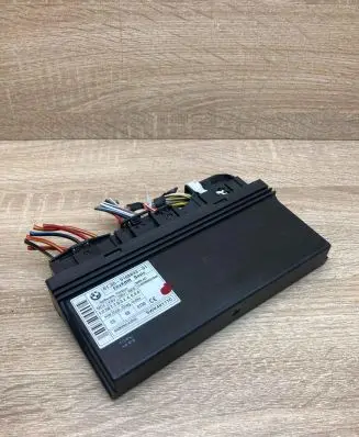 BMW 5 E60 E61 Comfort/convenience module 9168833 5WK49111C WithPlug